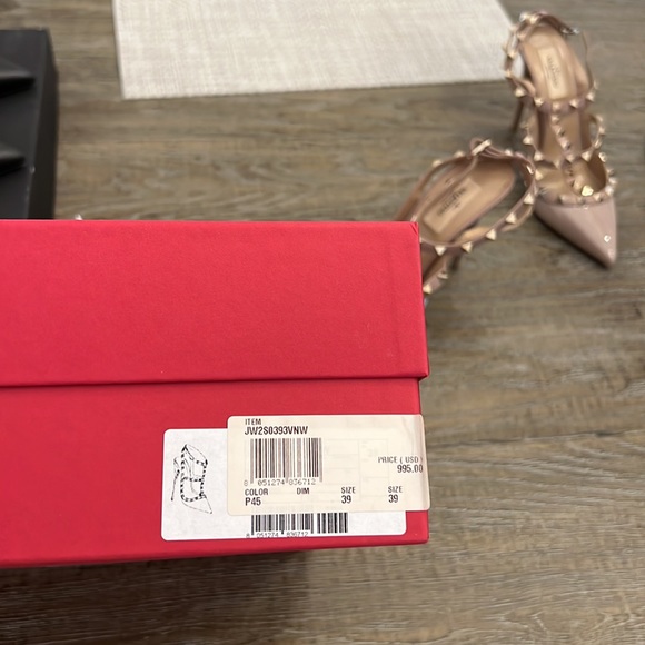Valentino Garavani Rockstud Pumps Size 39 - Picture 2 of 14